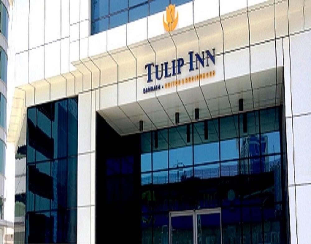 Tulip Hotel & Suites Manama Exterior foto