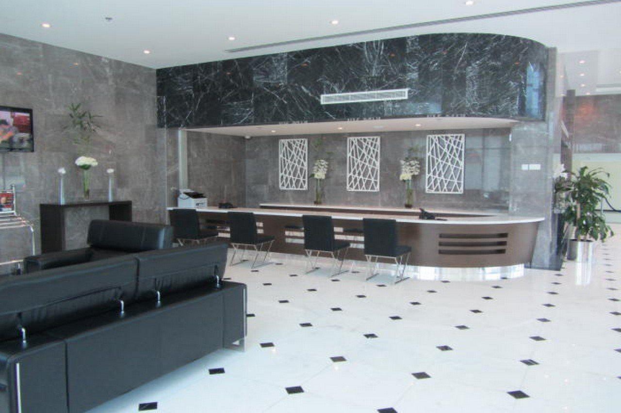 Tulip Hotel & Suites Manama Exterior foto